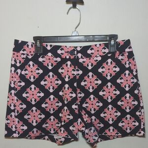 Crown & Ivy Black & Pink Shorts with Geometric Print, 4.5" inseam Women's Size 8